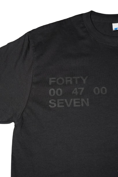 BLACK 00 47 00 TEE.
